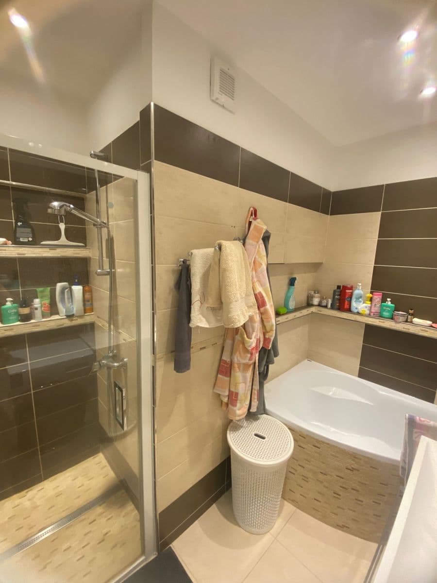 Prodej bytu 3+1 70 m², Klaricova, České Budějovice, Jihočeský kraj Prodej bytu 3+1 70 m², Klaricova, České Budějovice, Jihočeský kraj