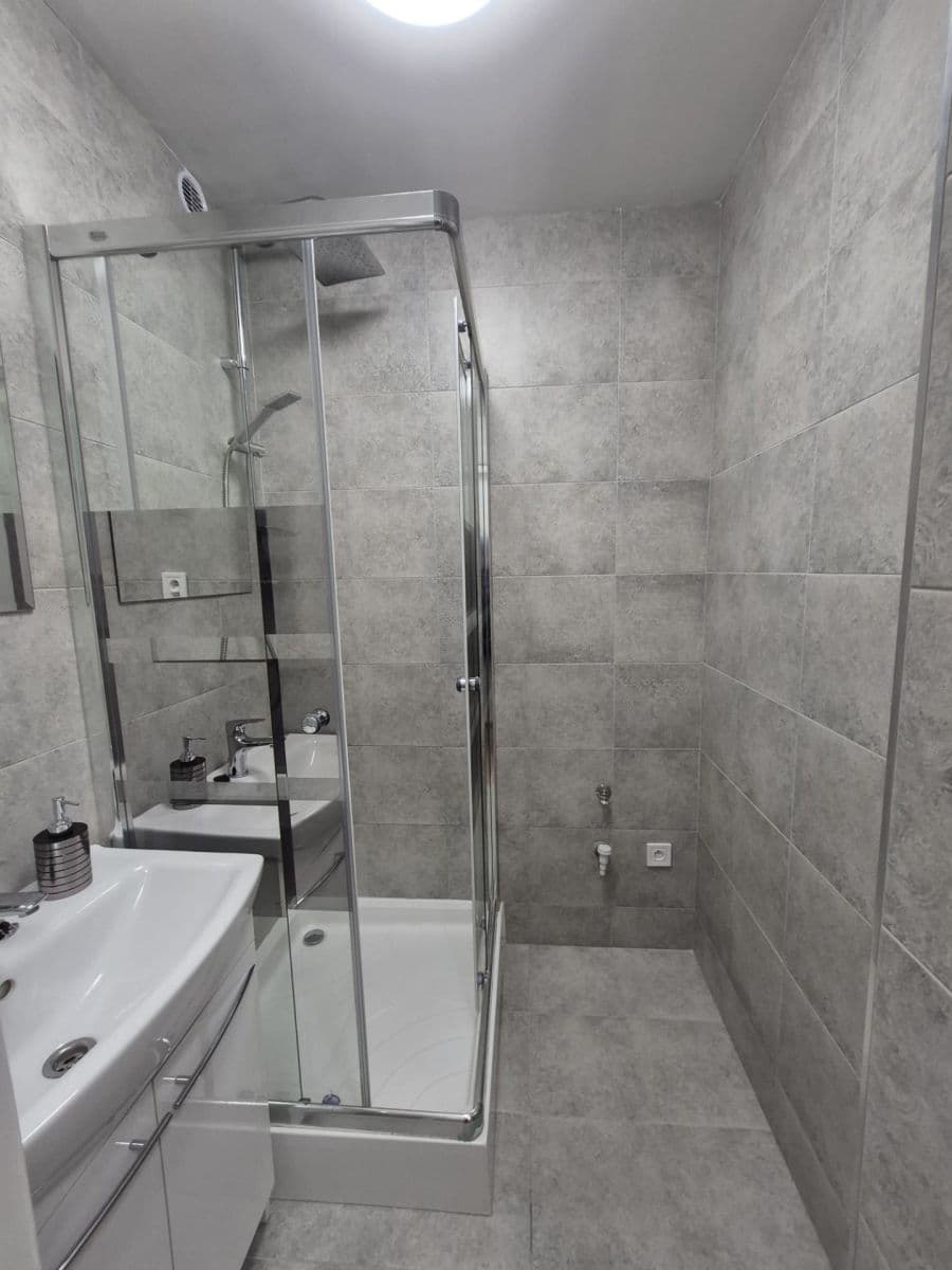 Pronájem bytu 3+kk 64 m², Karla Pokorného, Ostrava, Moravskoslezský kraj Pronájem bytu 3+kk 64 m², Karla Pokorného, Ostrava, Moravskoslezský kraj