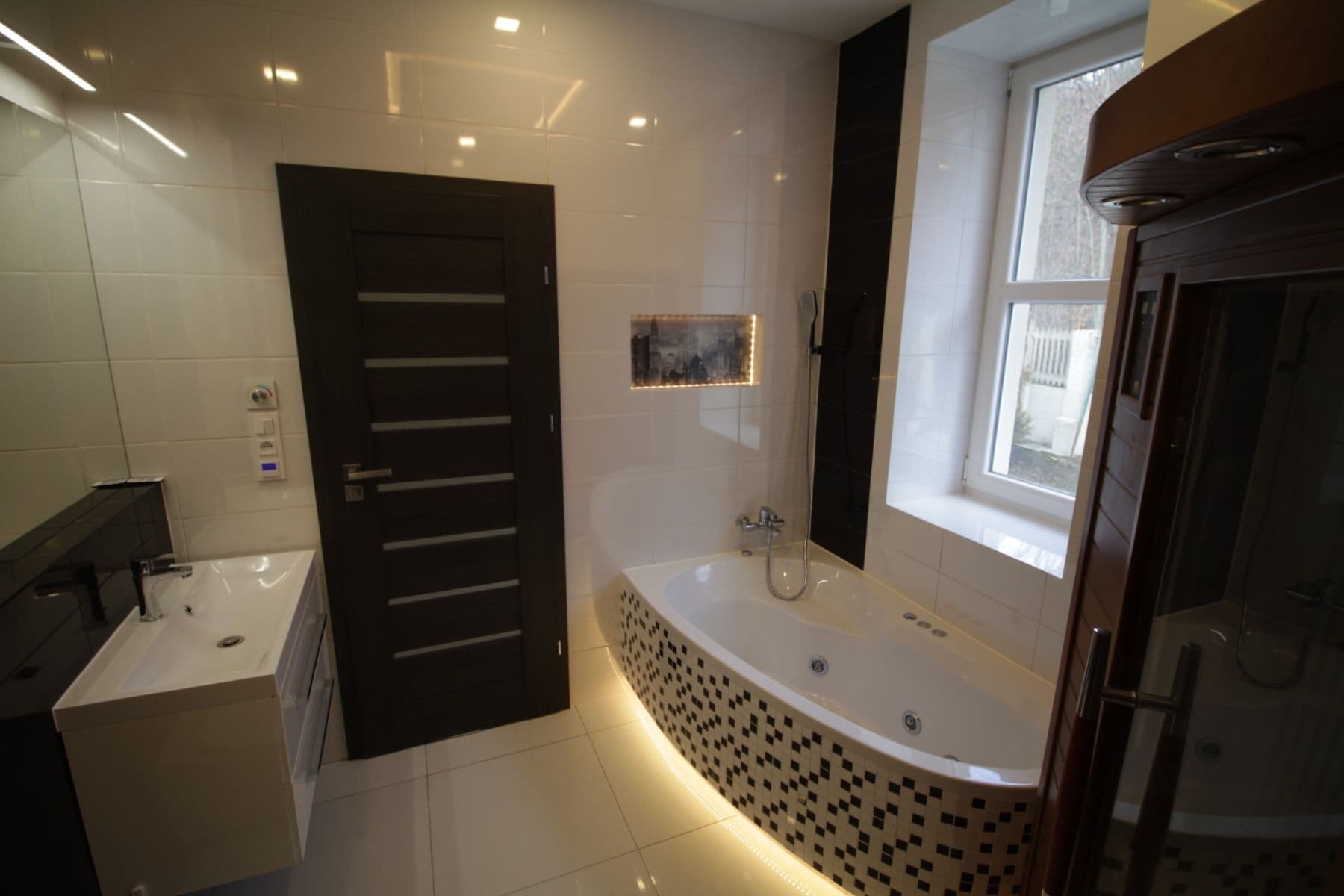 Pronájem bytu 4+kk 107 m², Plzeňská, Praha, Praha Pronájem bytu 4+kk 107 m², Plzeňská, Praha, Praha