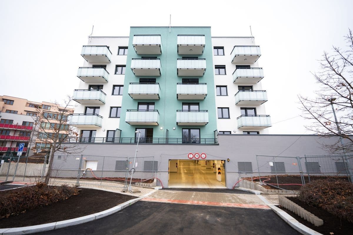 Pronájem bytu 2+kk 45 m², Strančická, Praha, Praha Pronájem bytu 2+kk 45 m², Strančická, Praha, Praha