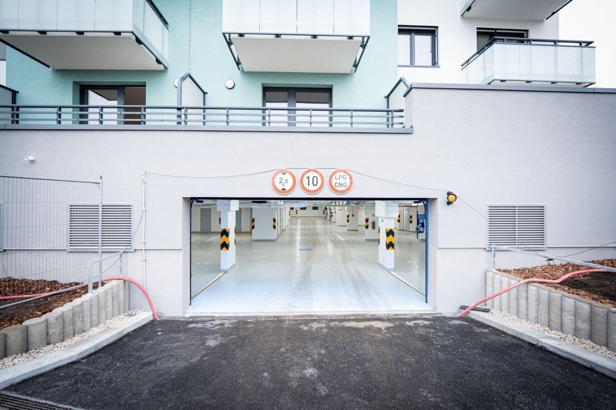 Pronájem bytu 2+kk 45 m², Strančická, Praha, Praha Pronájem bytu 2+kk 45 m², Strančická, Praha, Praha