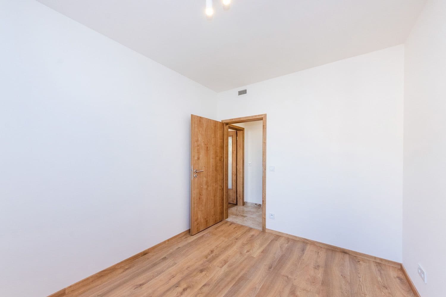 Pronájem bytu 2+kk 45 m², Strančická, Praha, Praha Pronájem bytu 2+kk 45 m², Strančická, Praha, Praha