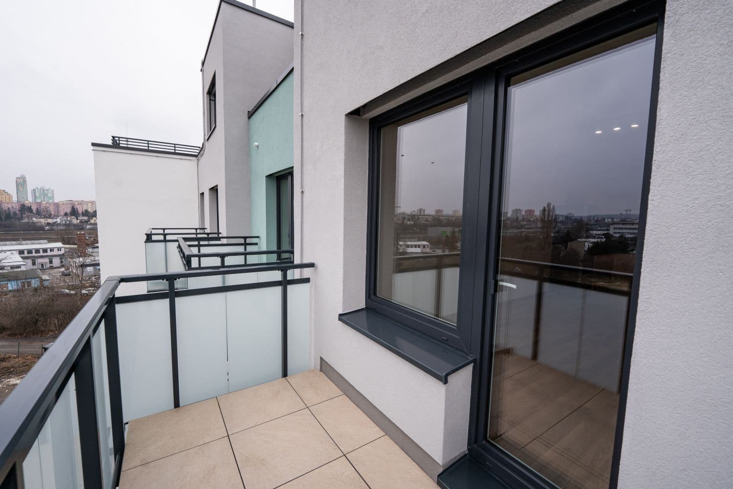 Pronájem bytu 2+kk 45 m², Strančická, Praha, Praha Pronájem bytu 2+kk 45 m², Strančická, Praha, Praha