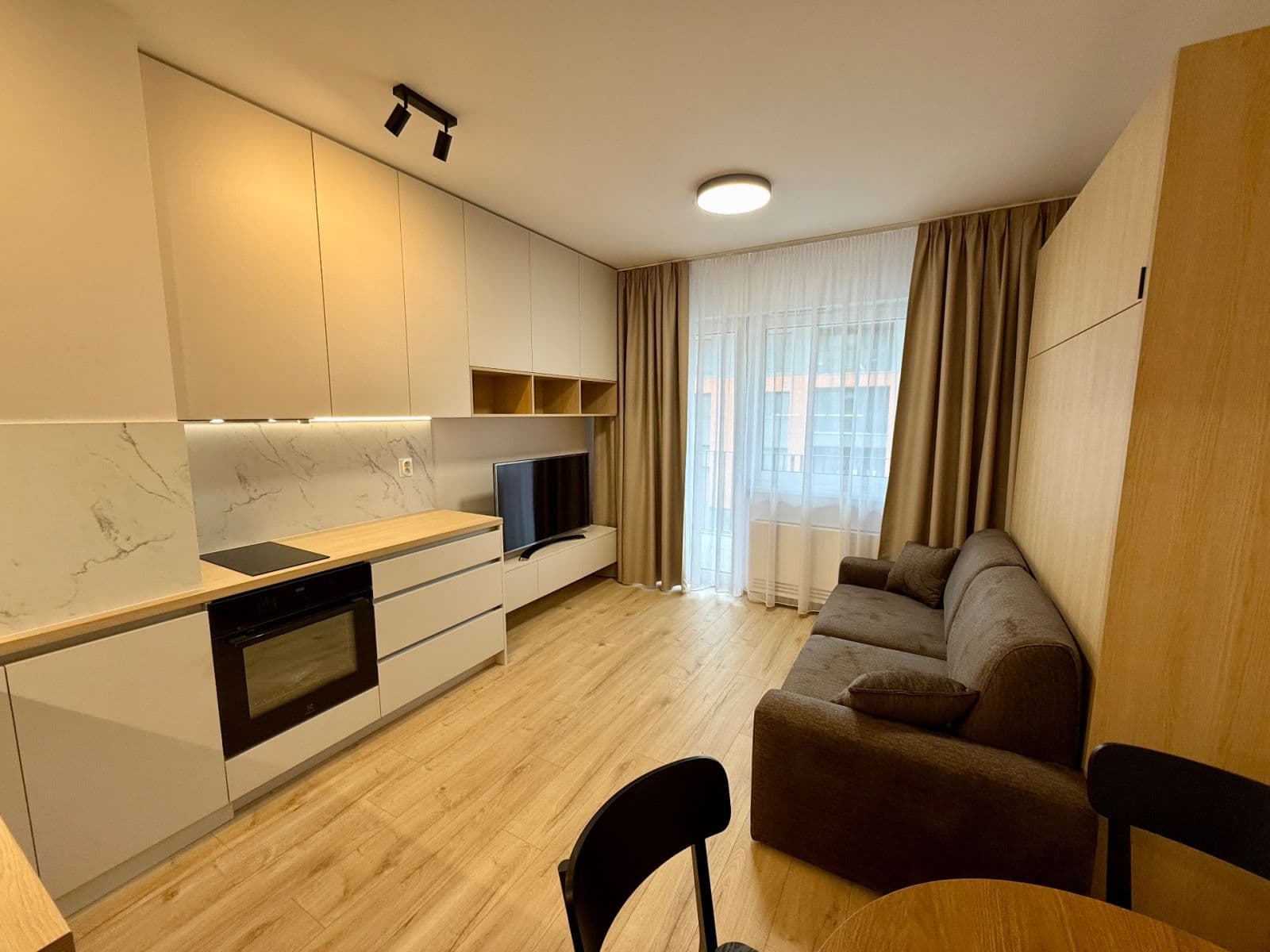 Pronájem bytu 1+1 29 m², Slnečnicová, Rovinka, Bratislavský kraj Pronájem bytu 1+1 29 m², Slnečnicová, Rovinka, Bratislavský kraj