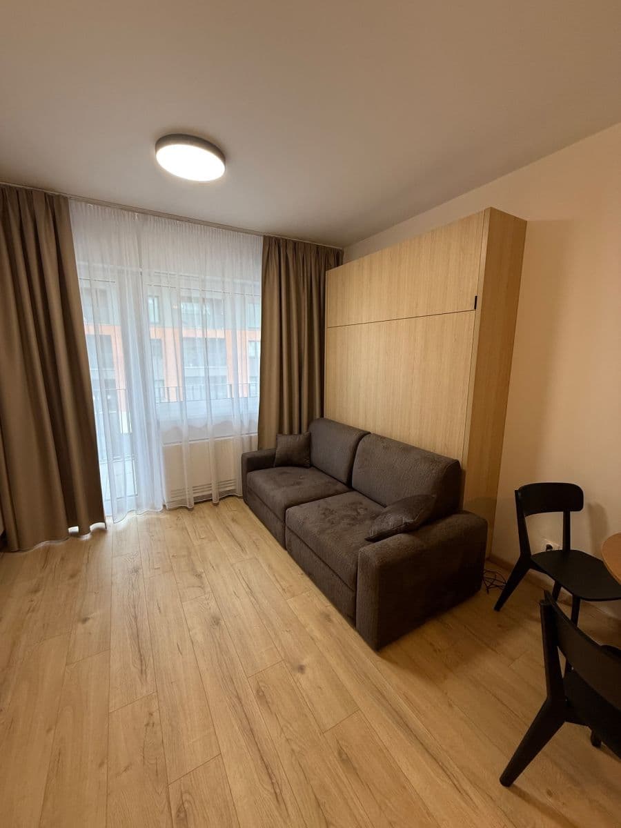 Pronájem bytu 1+1 29 m², Slnečnicová, Rovinka, Bratislavský kraj Pronájem bytu 1+1 29 m², Slnečnicová, Rovinka, Bratislavský kraj