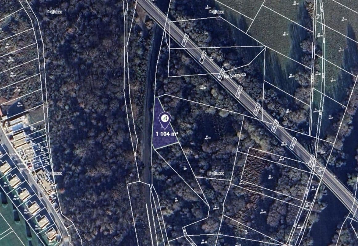 Prodej pozemku 1.104 m², Hrdlořezy, Středočeský kraj Prodej pozemku 1.104 m², Hrdlořezy, Středočeský kraj