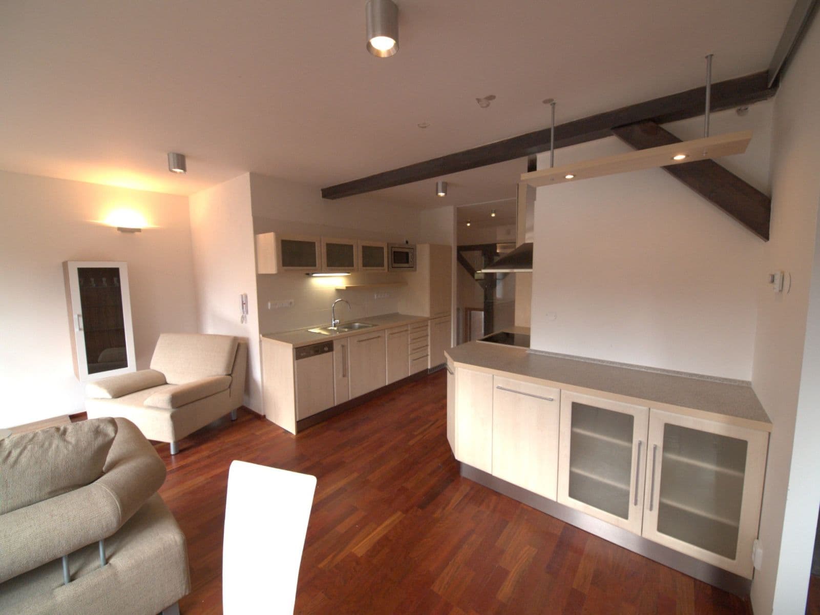 Pronájem bytu 4+kk 77 m², Nad Závěrkou, Praha, Praha Pronájem bytu 4+kk 77 m², Nad Závěrkou, Praha, Praha