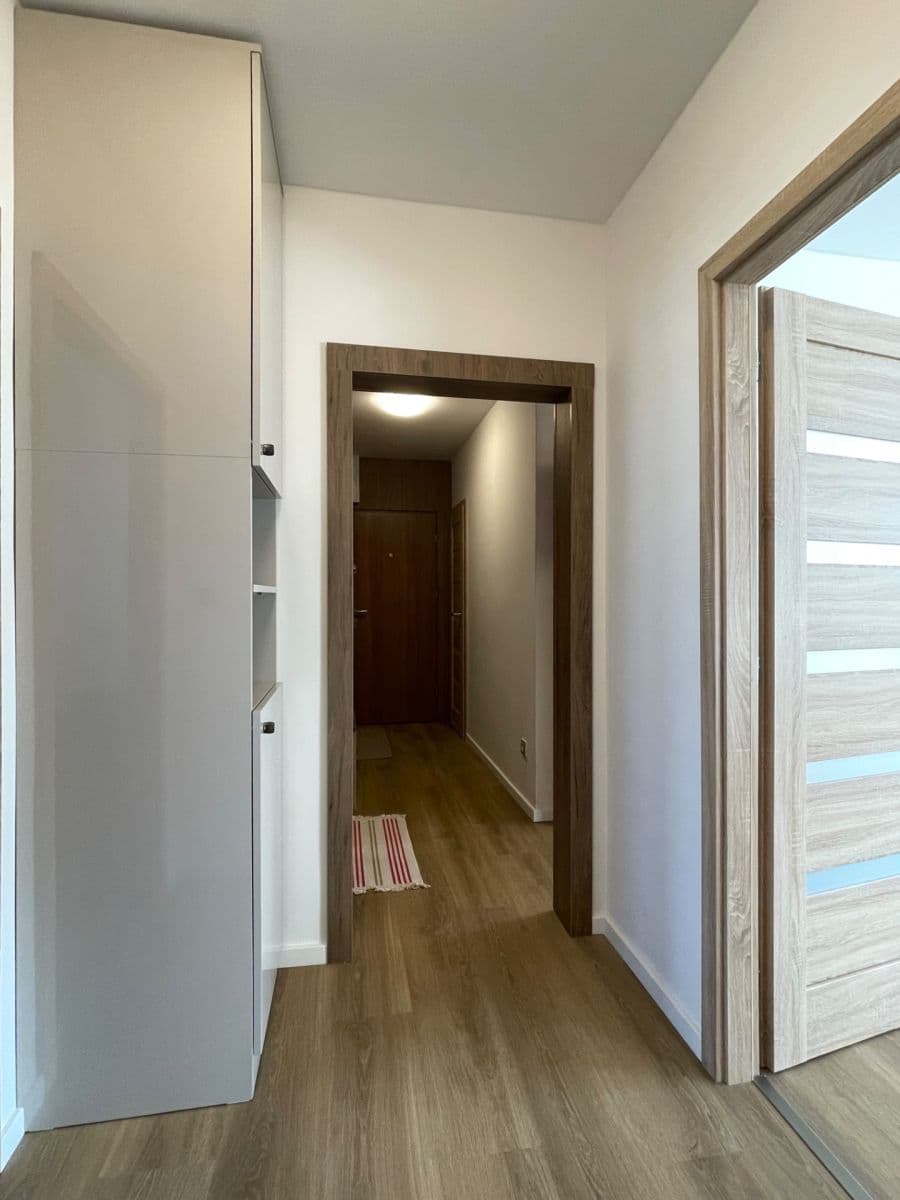 Prodej bytu 2+1 55 m², Radkovská, Telč, Kraj Vysočina Prodej bytu 2+1 55 m², Radkovská, Telč, Kraj Vysočina