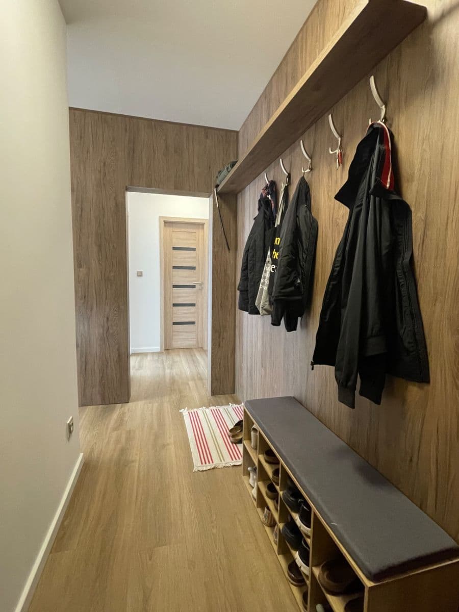 Prodej bytu 2+1 55 m², Radkovská, Telč, Kraj Vysočina Prodej bytu 2+1 55 m², Radkovská, Telč, Kraj Vysočina