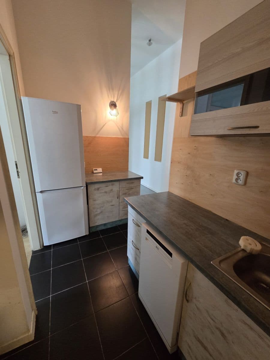 Pronájem kanceláře 221 m², Dienzenhoferovy sady, Praha, Praha Pronájem kanceláře 221 m², Dienzenhoferovy sady, Praha, Praha