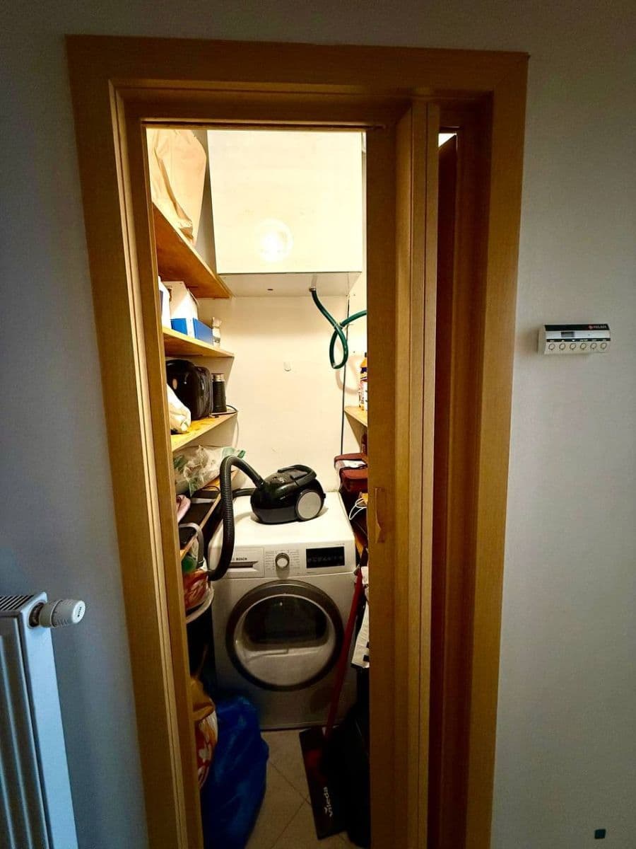 Pronájem bytu 2+kk 55 m², Bořivojova, Praha, Praha Pronájem bytu 2+kk 55 m², Bořivojova, Praha, Praha