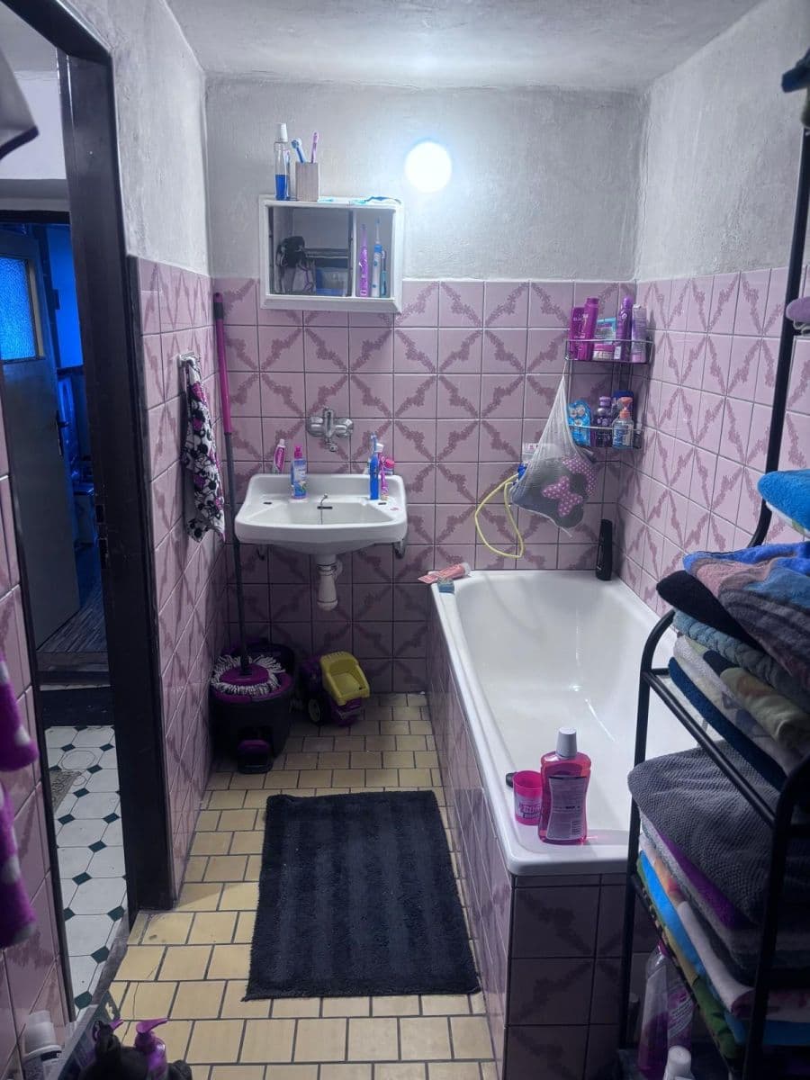 Prodej domu 119 m², pozemek 234 m², Česká, Bělá pod Bezdězem, Středočeský kraj Prodej domu 119 m², pozemek 234 m², Česká, Bělá pod Bezdězem, Středočeský kraj