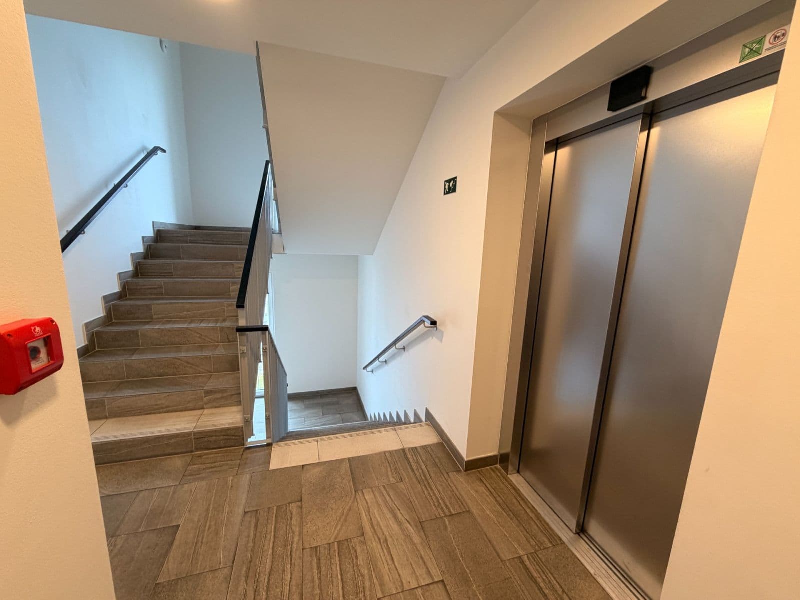 Pronájem bytu 2+kk 57 m², Toufarova, Praha, Praha Pronájem bytu 2+kk 57 m², Toufarova, Praha, Praha