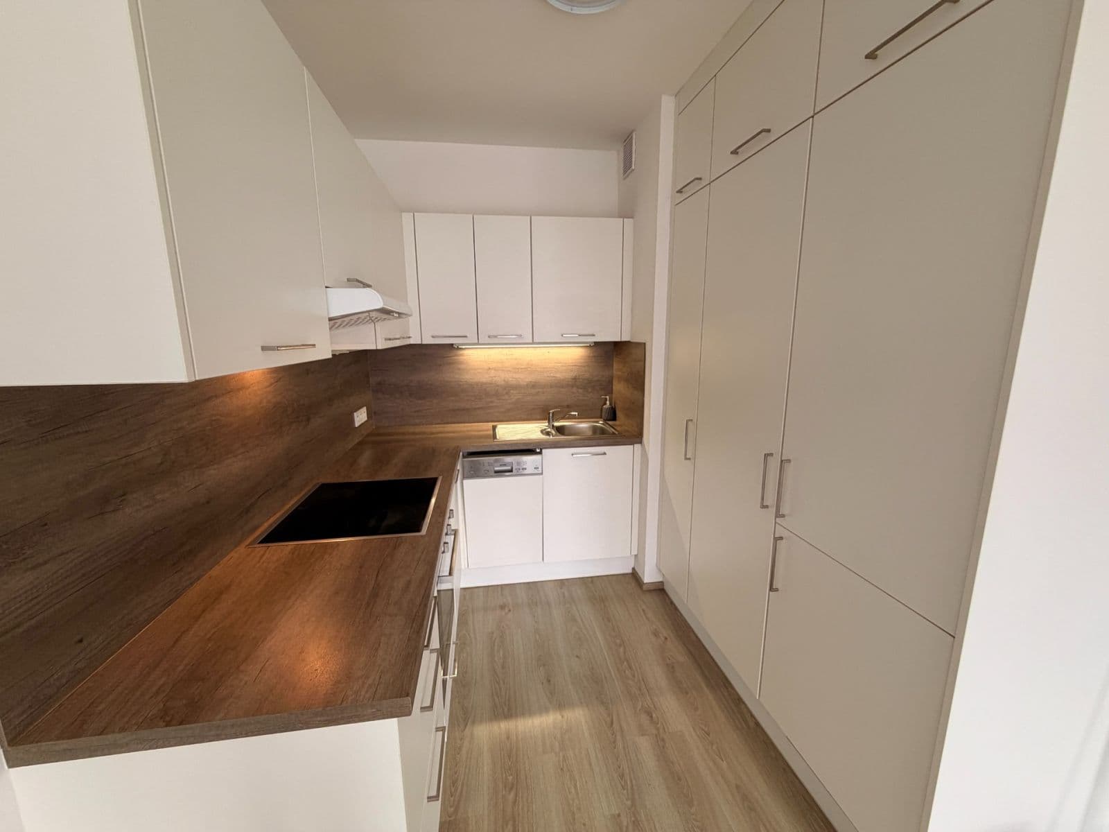 Pronájem bytu 2+kk 57 m², Toufarova, Praha, Praha Pronájem bytu 2+kk 57 m², Toufarova, Praha, Praha