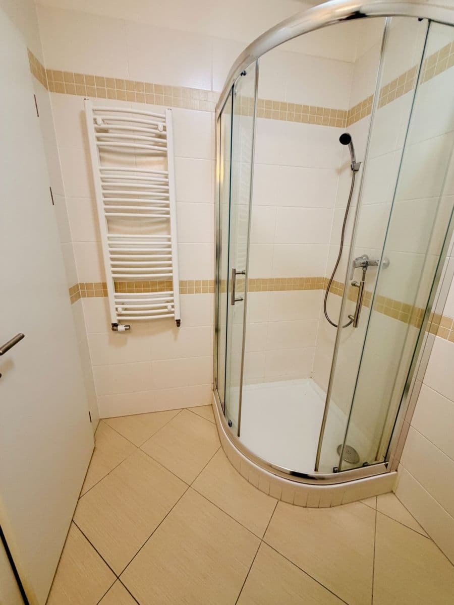 Pronájem bytu 2+kk 57 m², Toufarova, Praha, Praha Pronájem bytu 2+kk 57 m², Toufarova, Praha, Praha