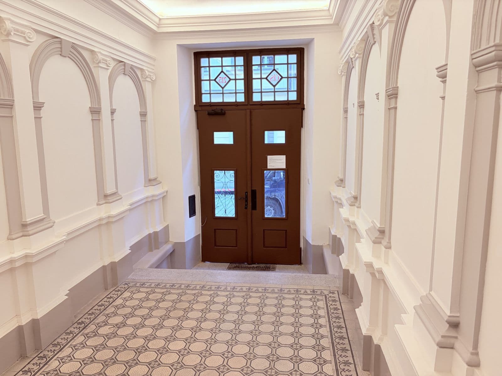 Prodej bytu 1+kk 38 m², Varšavská, Praha, Praha Prodej bytu 1+kk 38 m², Varšavská, Praha, Praha