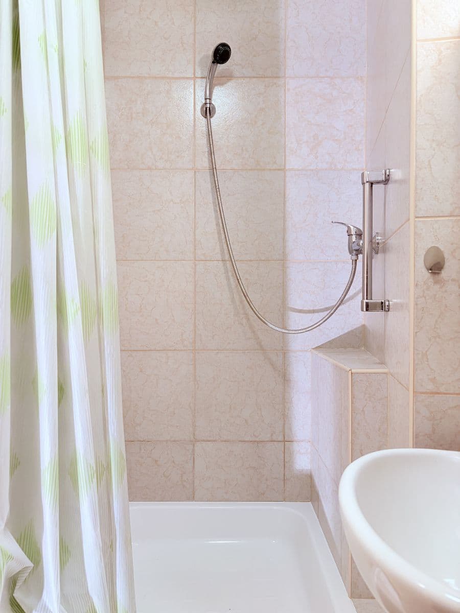 Prodej bytu 1+kk 38 m², Varšavská, Praha, Praha Prodej bytu 1+kk 38 m², Varšavská, Praha, Praha