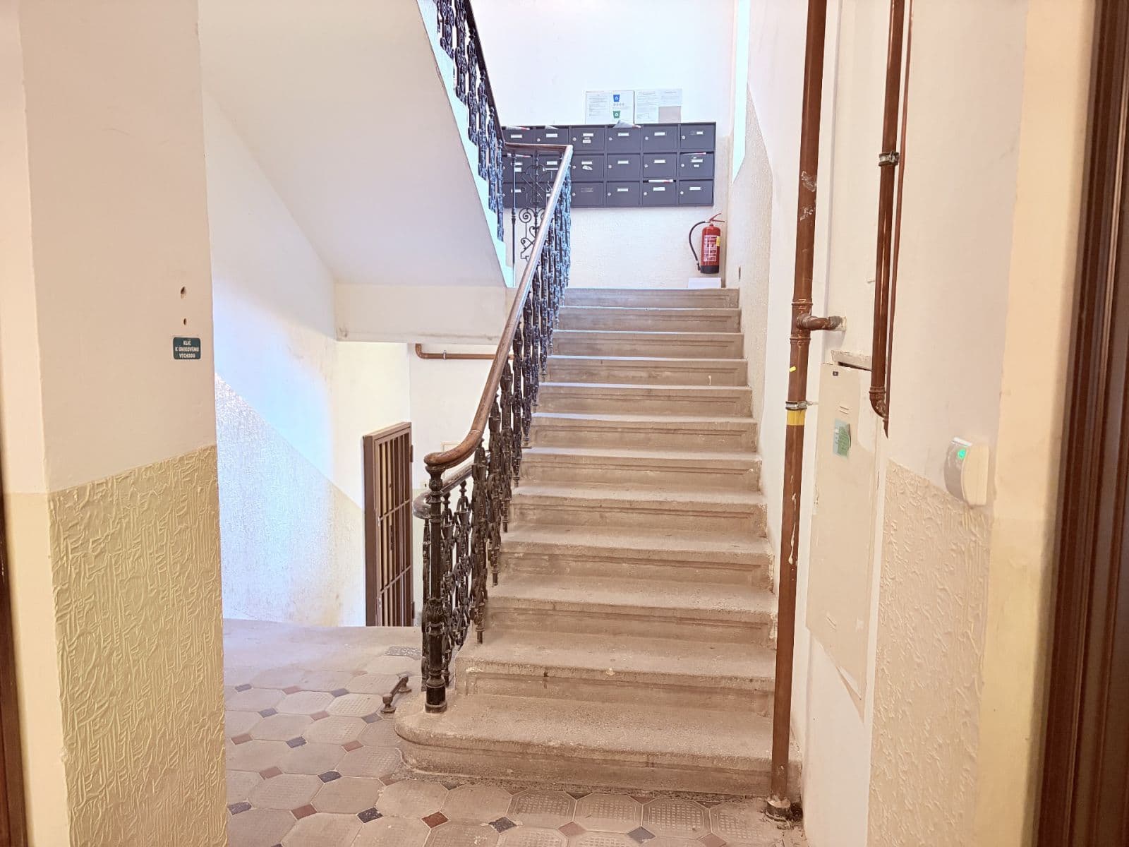 Prodej bytu 1+kk 38 m², Varšavská, Praha, Praha Prodej bytu 1+kk 38 m², Varšavská, Praha, Praha