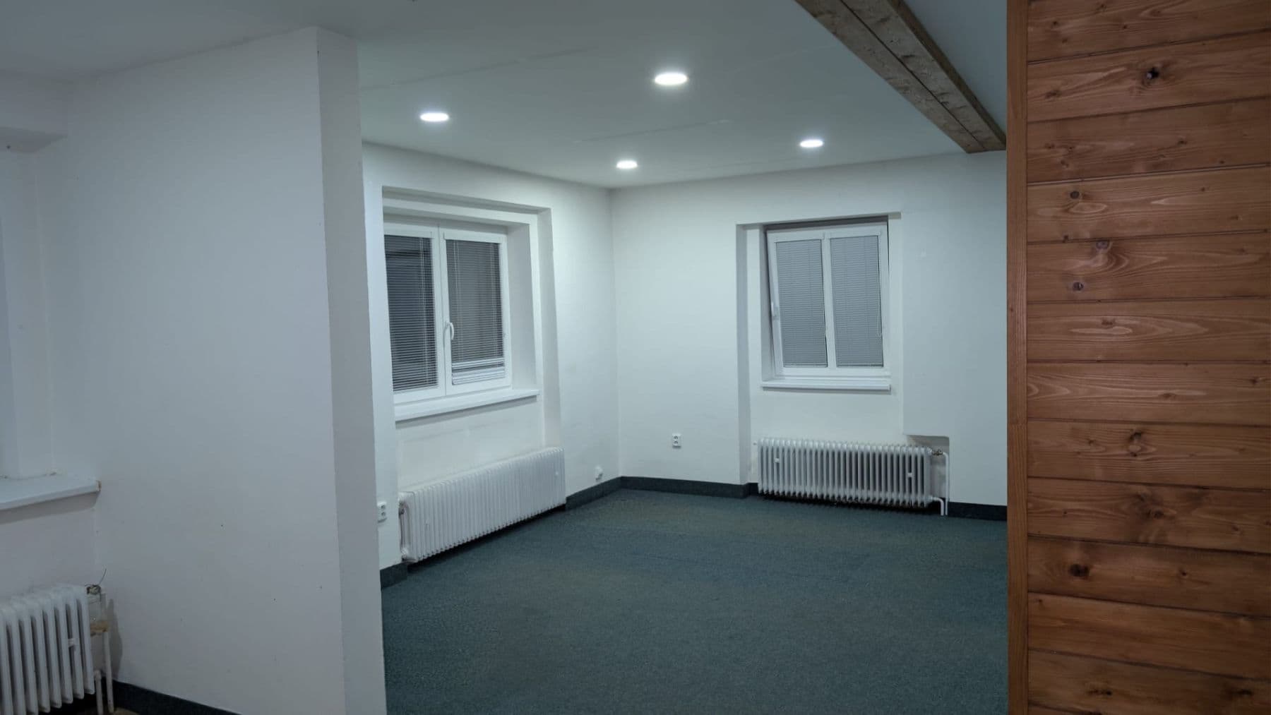 Pronájem nebytového prostoru 43 m², Antonína Dvořáka, Dobříš, Středočeský kraj Pronájem nebytového prostoru 43 m², Antonína Dvořáka, Dobříš, Středočeský kraj