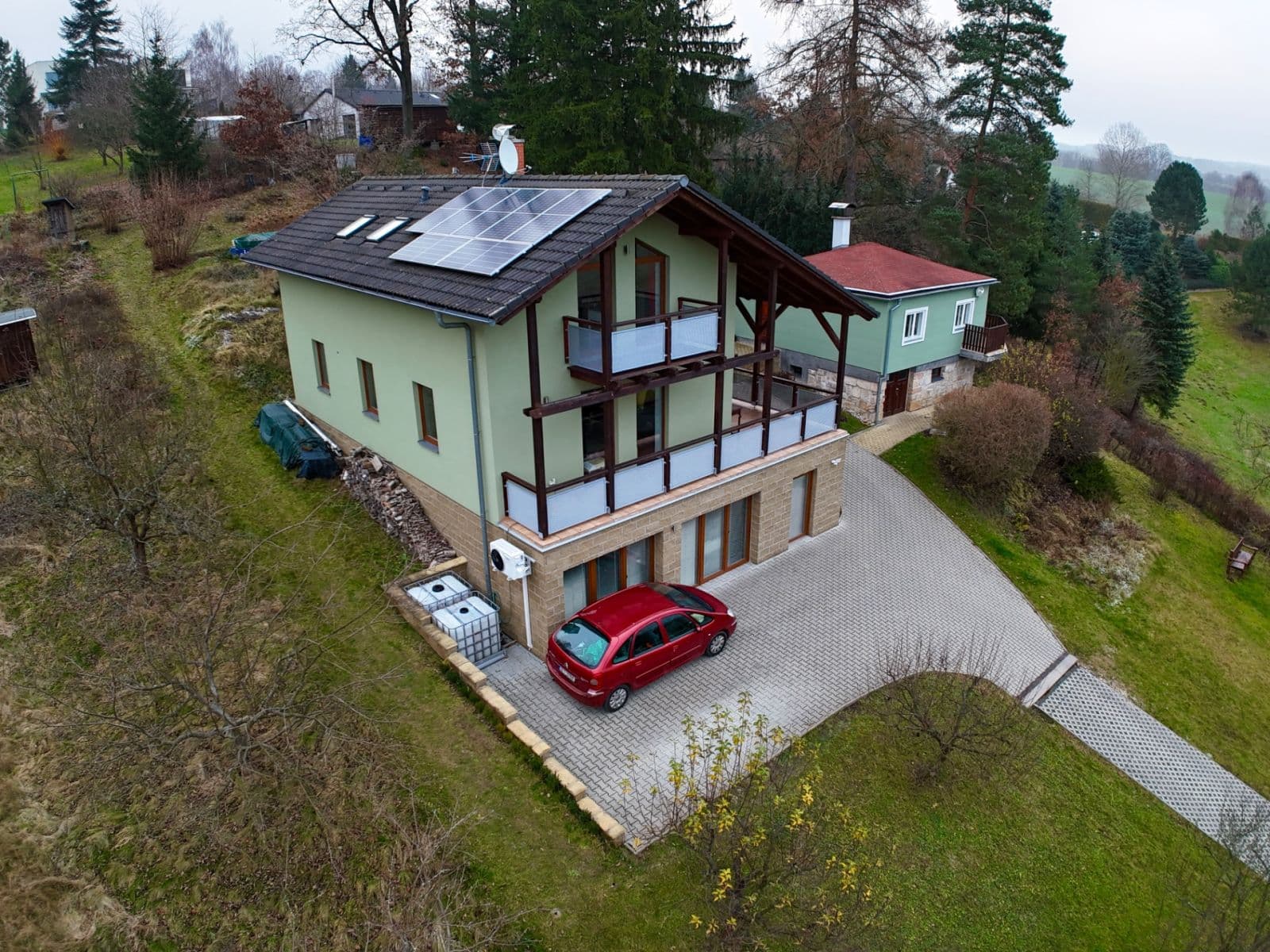 Prodej domu 318 m², pozemek 1.000 m², Turnov, Liberecký kraj Prodej domu 318 m², pozemek 1.000 m², Turnov, Liberecký kraj