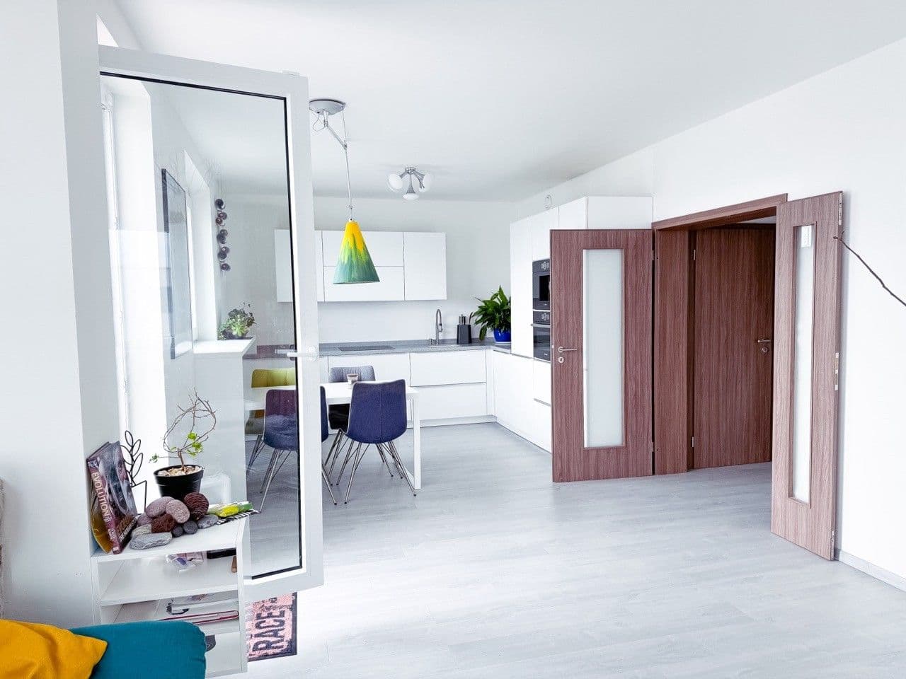 Pronájem bytu 4+kk 122 m², náměstí Junkových, Praha, Praha Pronájem bytu 4+kk 122 m², náměstí Junkových, Praha, Praha