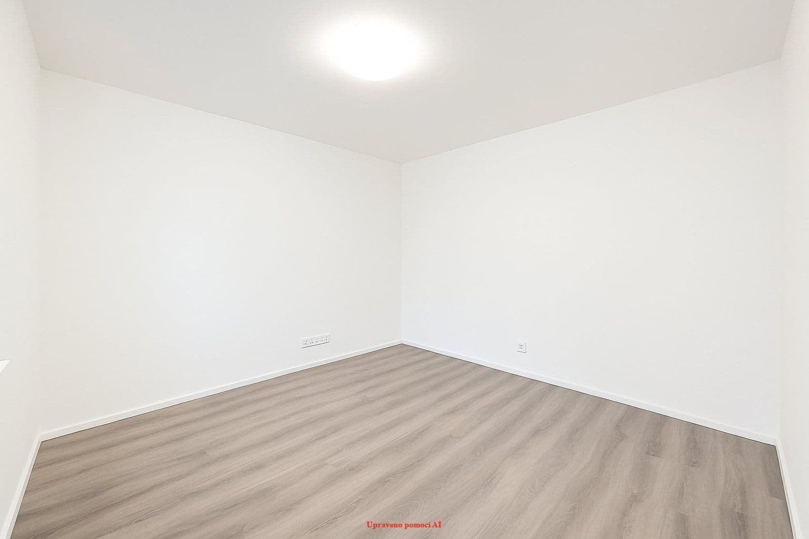 Pronájem bytu 2+kk 29 m², nám. Republiky, Havířov, Moravskoslezský kraj Pronájem bytu 2+kk 29 m², nám. Republiky, Havířov, Moravskoslezský kraj
