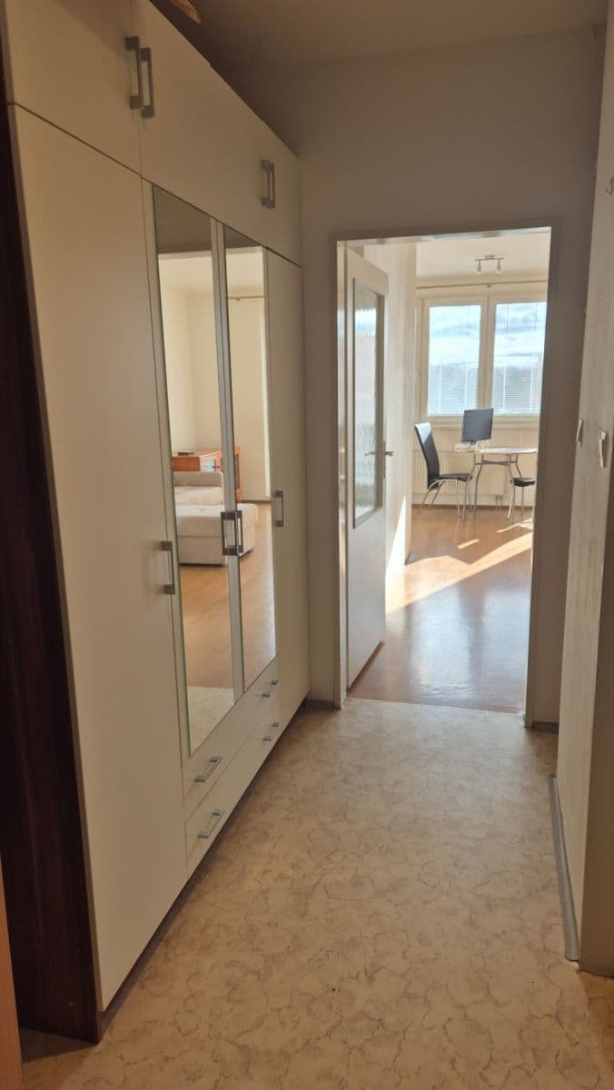 Prodej bytu 1+kk 40 m², Hnězdenská, Praha, Praha Prodej bytu 1+kk 40 m², Hnězdenská, Praha, Praha