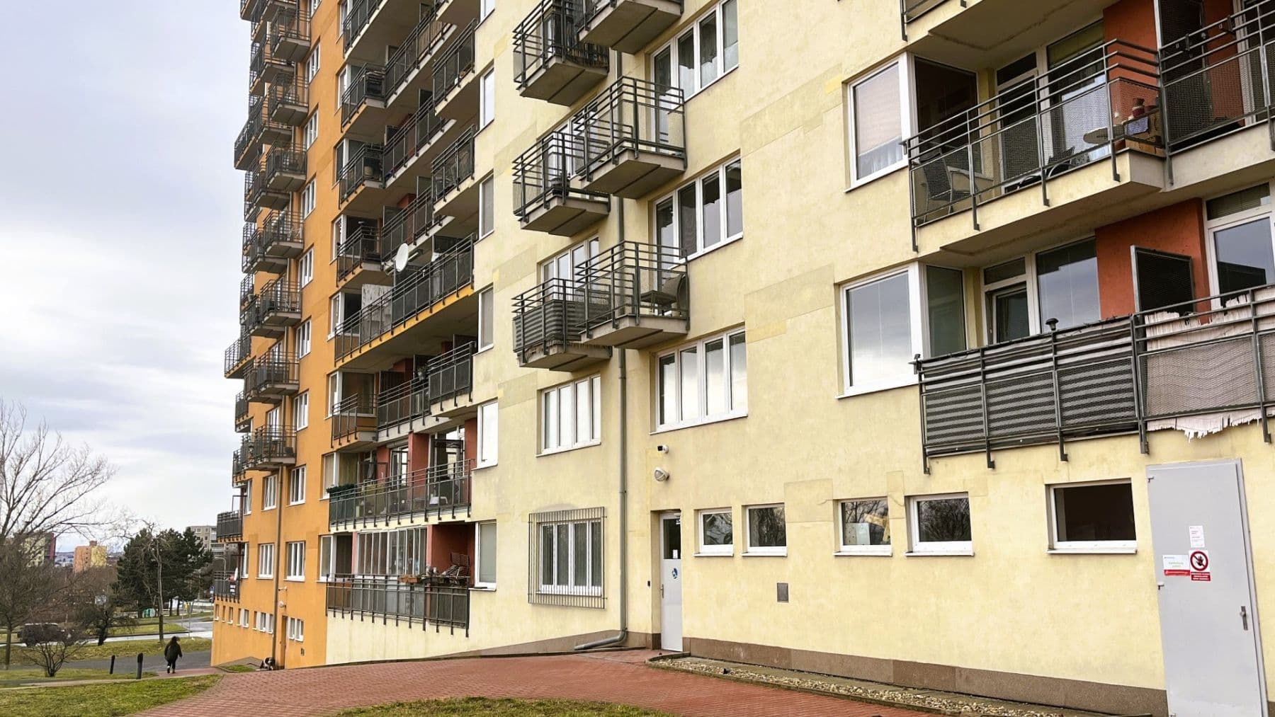 Prodej bytu 1+kk 40 m², Hnězdenská, Praha, Praha Prodej bytu 1+kk 40 m², Hnězdenská, Praha, Praha