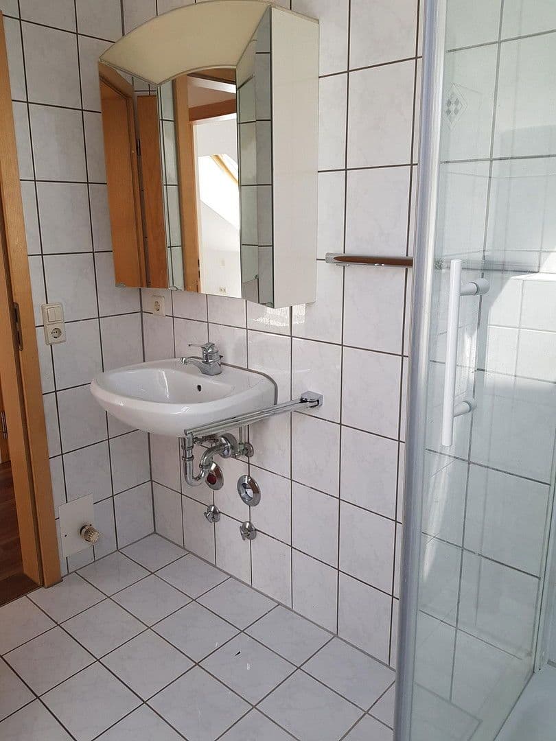 Pronájem bytu 2+1 55 m², Gerlingen, Bádensko-Württembersko Pronájem bytu 2+1 55 m², Gerlingen, Bádensko-Württembersko