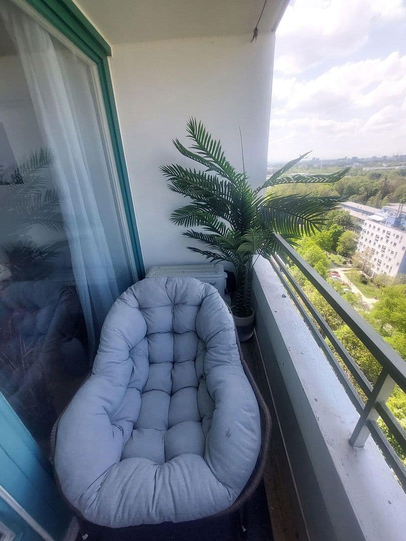 Pronájem bytu 1+1 30 m², Freischützstr. 110, München, Bavorsko Pronájem bytu 1+1 30 m², Freischützstr. 110, München, Bavorsko