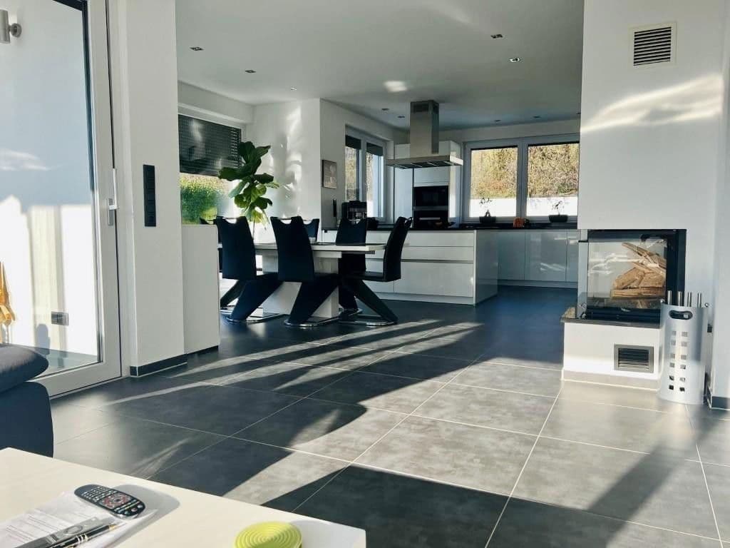 Prodej domu 233 m², pozemek 1.915 m², Gomaringen, Bádensko-Württembersko Prodej domu 233 m², pozemek 1.915 m², Gomaringen, Bádensko-Württembersko