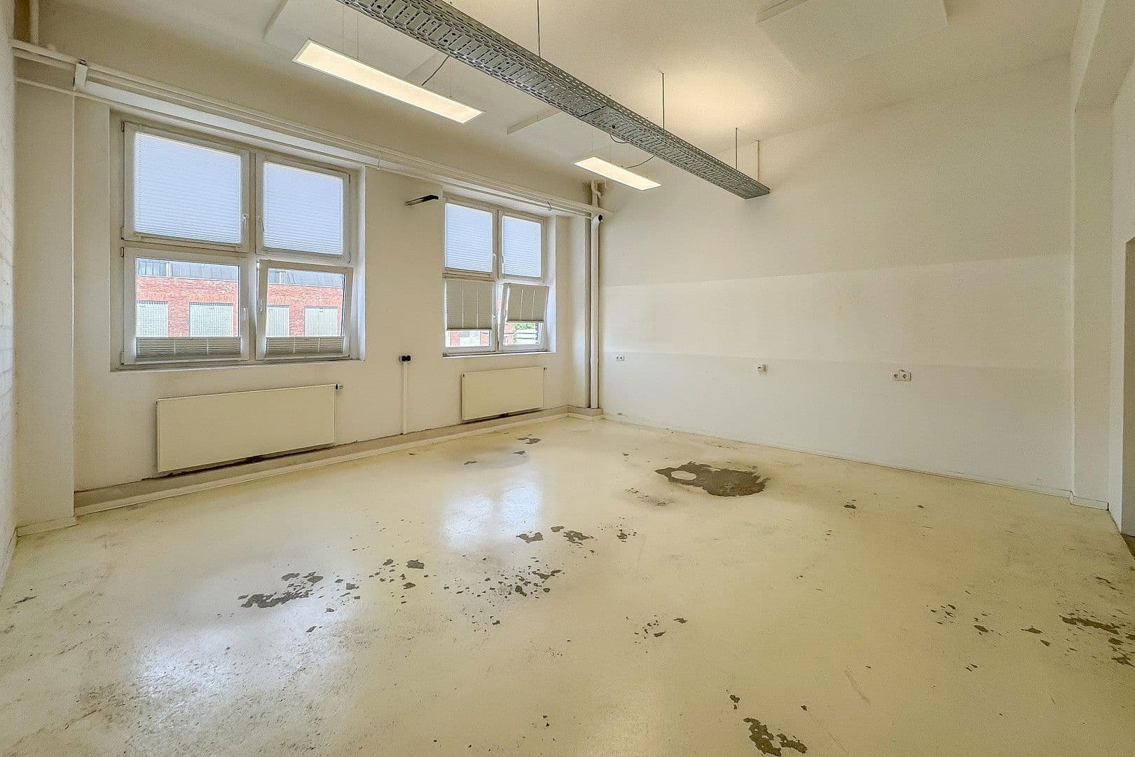 Pronájem kanceláře 320 m², Stockumer Straße 28, Witten, Severní Porýní-Vestfálsko Pronájem kanceláře 320 m², Stockumer Straße 28, Witten, Severní Porýní-Vestfálsko