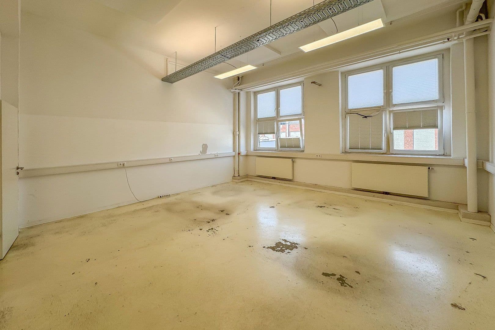 Pronájem kanceláře 320 m², Stockumer Straße 28, Witten, Severní Porýní-Vestfálsko Pronájem kanceláře 320 m², Stockumer Straße 28, Witten, Severní Porýní-Vestfálsko