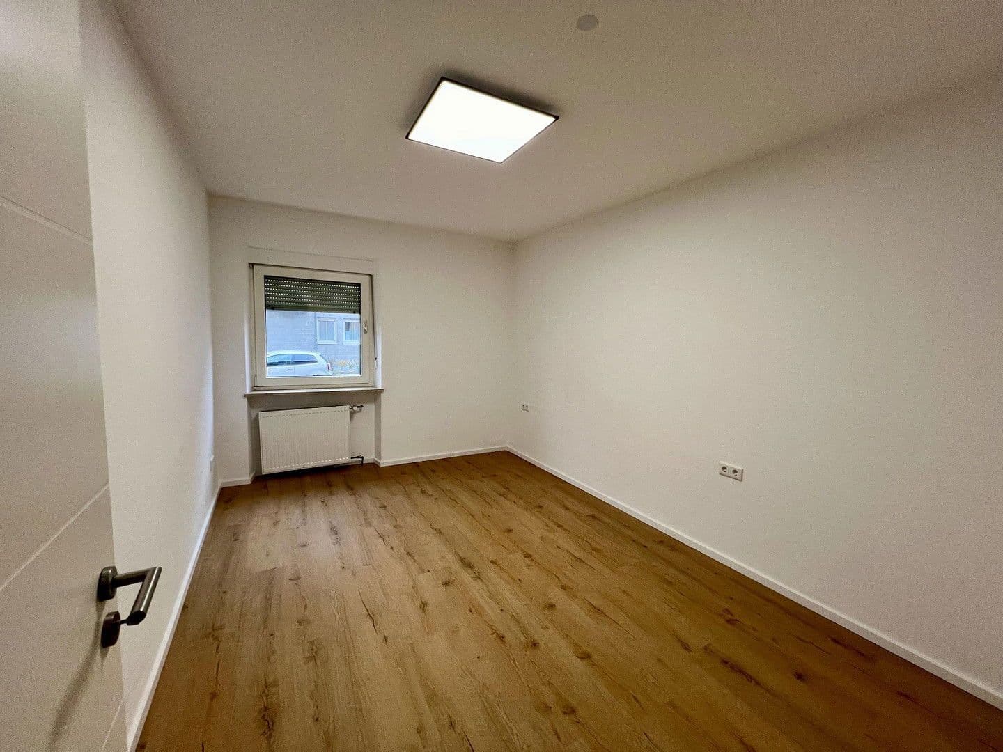 Pronájem bytu 2+1 60 m², Hindenburgstr. 5, Schwabach, Bavorsko Pronájem bytu 2+1 60 m², Hindenburgstr. 5, Schwabach, Bavorsko