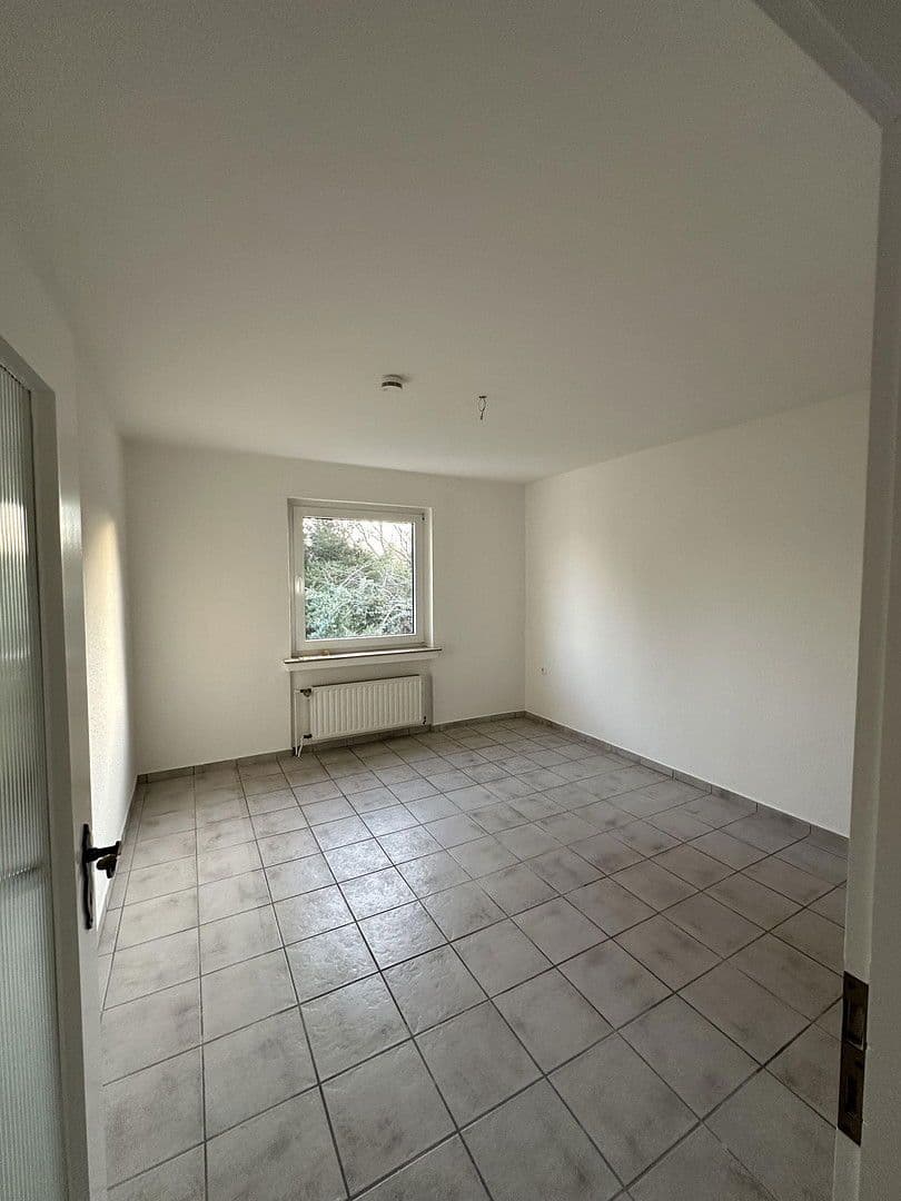 Pronájem bytu 3+1 87 m², Essen, Severní Porýní-Vestfálsko Pronájem bytu 3+1 87 m², Essen, Severní Porýní-Vestfálsko