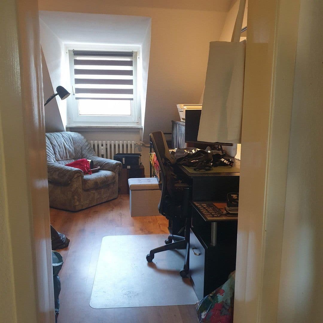 Pronájem bytu 3+1 45 m², Burgstraße 8, Duisburg, Severní Porýní-Vestfálsko Pronájem bytu 3+1 45 m², Burgstraße 8, Duisburg, Severní Porýní-Vestfálsko