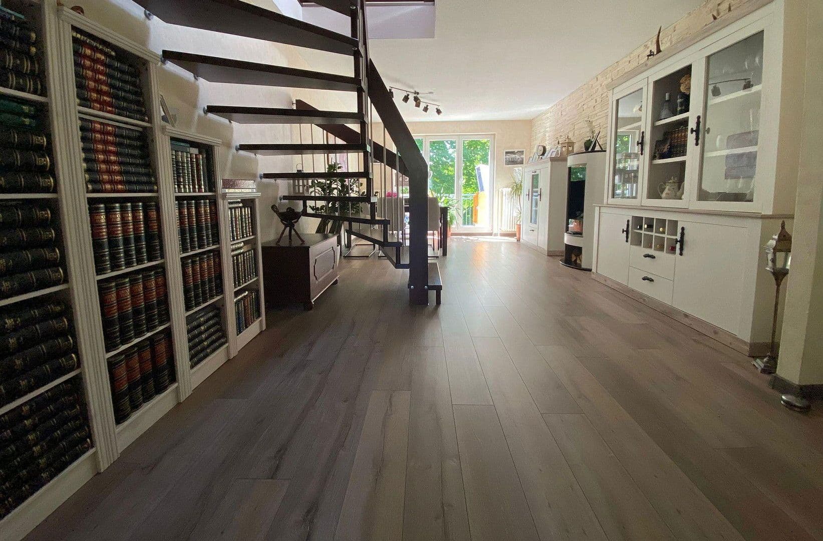 Prodej bytu 5+1 71 m², Waren (Müritz), Mecklenburg-Vorpommern Prodej bytu 5+1 71 m², Waren (Müritz), Mecklenburg-Vorpommern