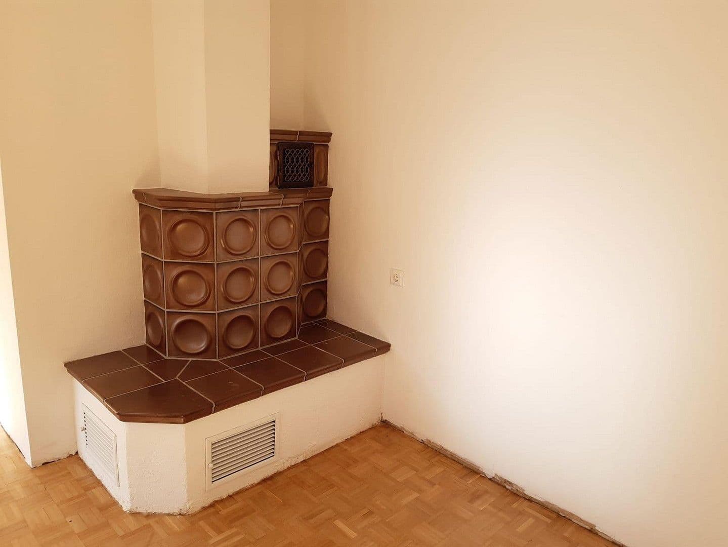 Pronájem domu 118 m², pozemek 272 m², Schwieberdingen, Bádensko-Württembersko Pronájem domu 118 m², pozemek 272 m², Schwieberdingen, Bádensko-Württembersko