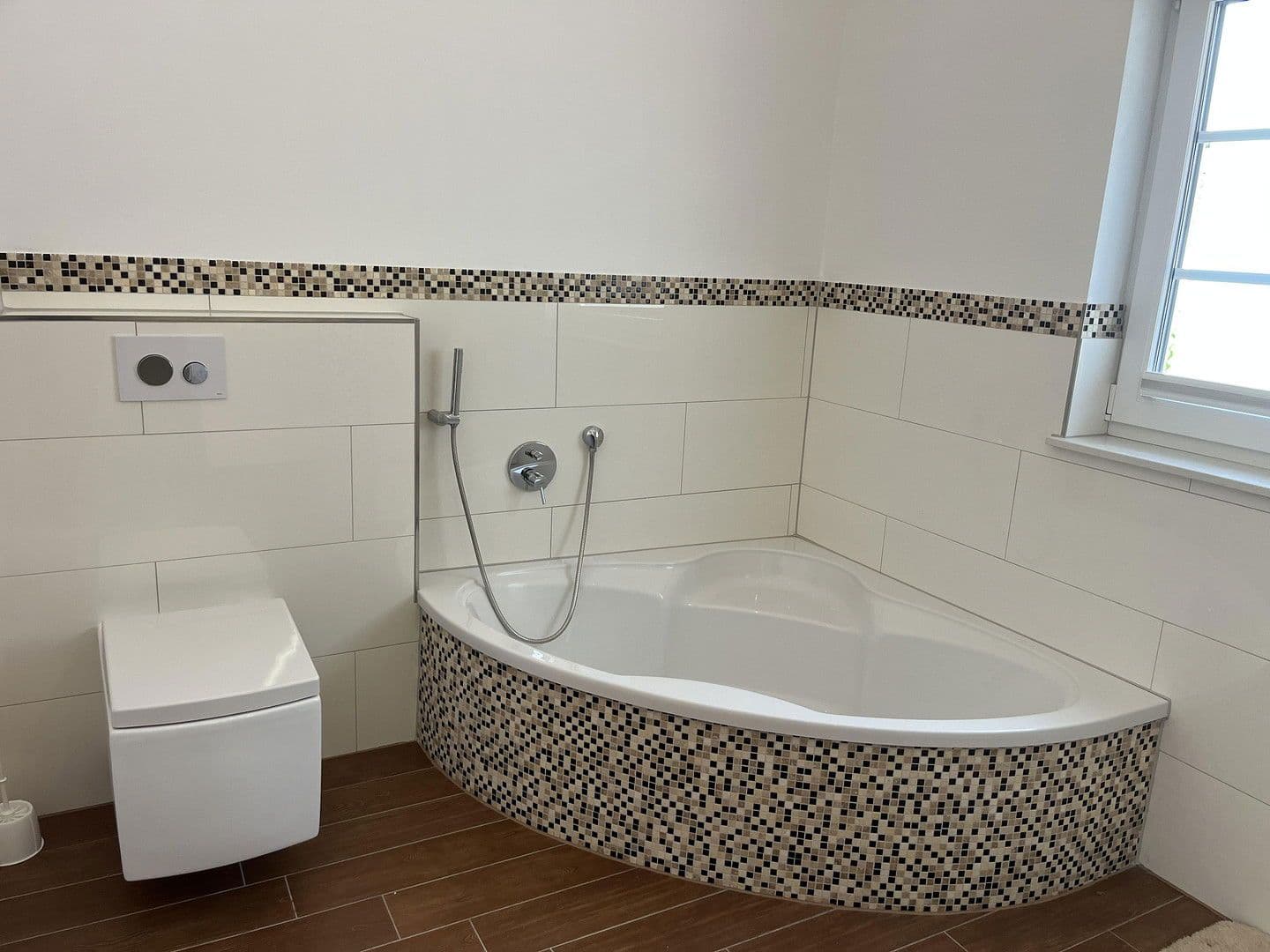 Prodej domu 161 m², pozemek 512 m², Hagensche Strasse 40, Lage, Severní Porýní-Vestfálsko Prodej domu 161 m², pozemek 512 m², Hagensche Strasse 40, Lage, Severní Porýní-Vestfálsko