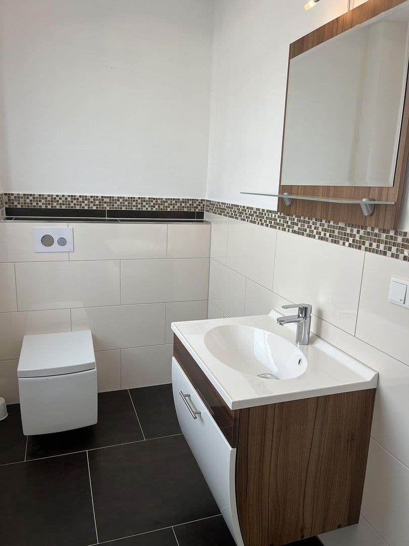 Prodej domu 161 m², pozemek 512 m², Hagensche Strasse 40, Lage, Severní Porýní-Vestfálsko Prodej domu 161 m², pozemek 512 m², Hagensche Strasse 40, Lage, Severní Porýní-Vestfálsko