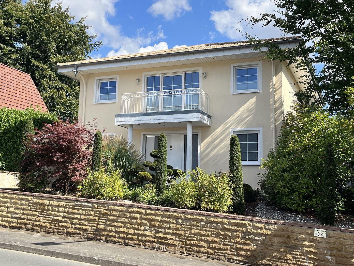 Prodej domu 161 m², pozemek 512 m², Hagensche Strasse 40, Lage, Severní Porýní-Vestfálsko Prodej domu 161 m², pozemek 512 m², Hagensche Strasse 40, Lage, Severní Porýní-Vestfálsko