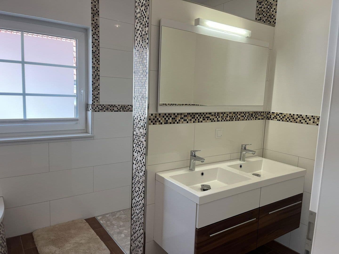 Prodej domu 161 m², pozemek 512 m², Hagensche Strasse 40, Lage, Severní Porýní-Vestfálsko Prodej domu 161 m², pozemek 512 m², Hagensche Strasse 40, Lage, Severní Porýní-Vestfálsko