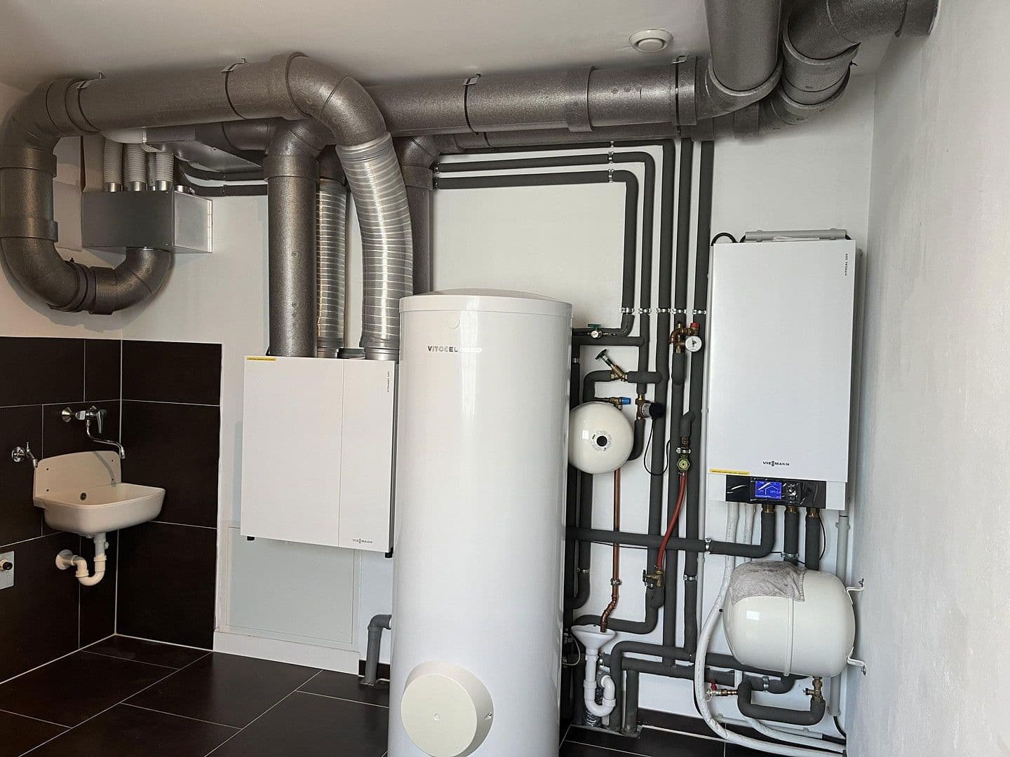 Prodej domu 161 m², pozemek 512 m², Hagensche Strasse 40, Lage, Severní Porýní-Vestfálsko Prodej domu 161 m², pozemek 512 m², Hagensche Strasse 40, Lage, Severní Porýní-Vestfálsko