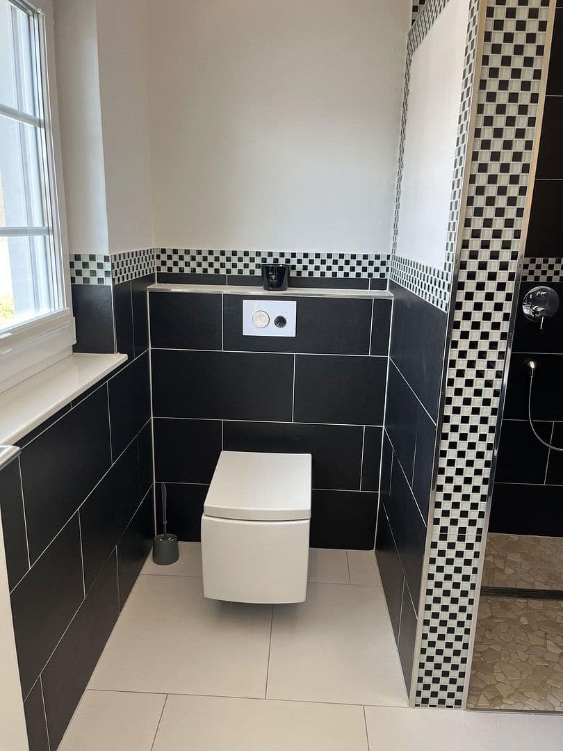 Prodej domu 161 m², pozemek 512 m², Hagensche Strasse 40, Lage, Severní Porýní-Vestfálsko Prodej domu 161 m², pozemek 512 m², Hagensche Strasse 40, Lage, Severní Porýní-Vestfálsko