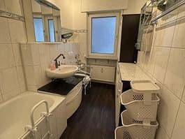 Pronájem bytu 3+1 90 m², FFM, Hessen Pronájem bytu 3+1 90 m², FFM, Hessen