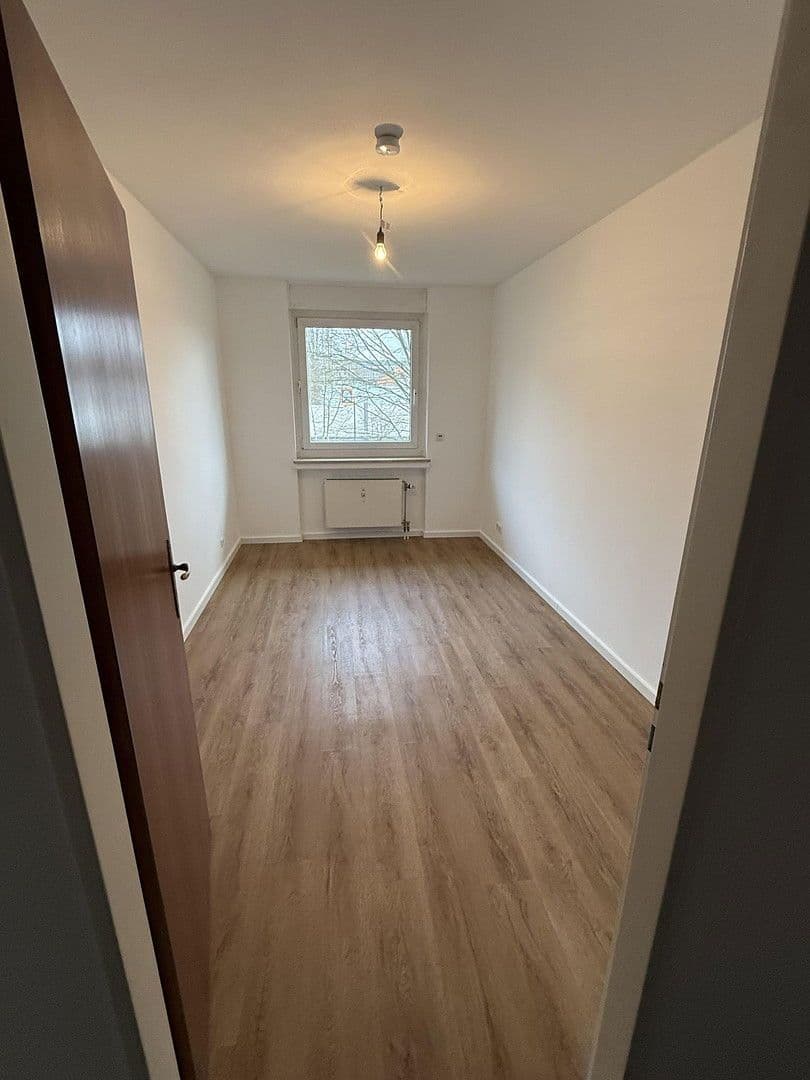 Pronájem bytu 3+1 93 m², Hilden, Severní Porýní-Vestfálsko Pronájem bytu 3+1 93 m², Hilden, Severní Porýní-Vestfálsko