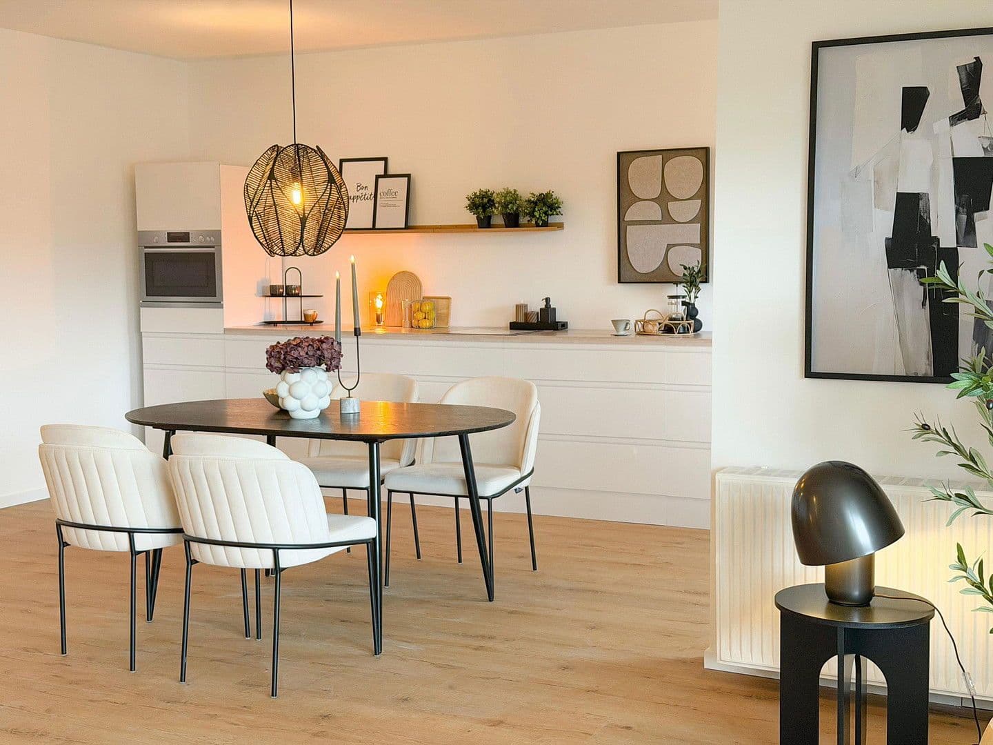 Prodej bytu 3+1 101 m², Rutherweg 3, Essen, Severní Porýní-Vestfálsko Prodej bytu 3+1 101 m², Rutherweg 3, Essen, Severní Porýní-Vestfálsko