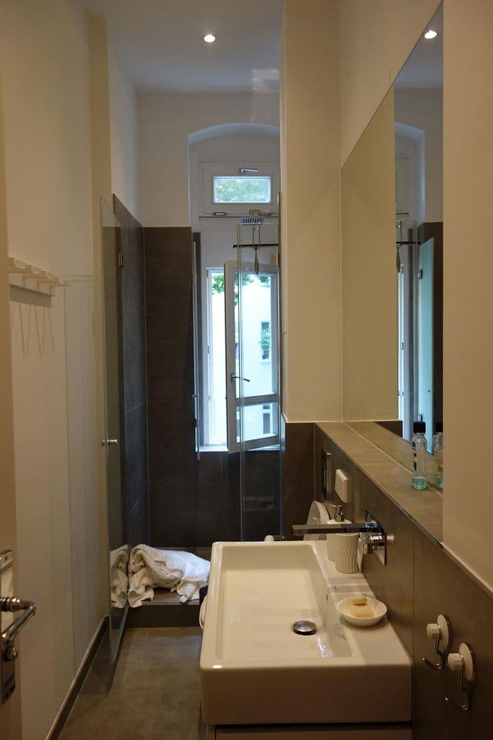 Pronájem bytu 2+1 55 m², Thomasiusstr. 8, Berlin, Berlín Pronájem bytu 2+1 55 m², Thomasiusstr. 8, Berlin, Berlín