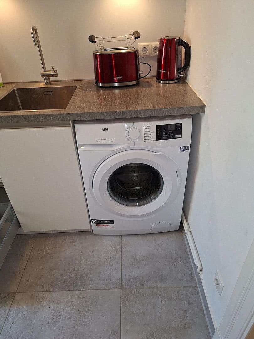 Pronájem bytu 1+1 46 m², Fritz-Reuter-Str.3, Berlin, Berlín Pronájem bytu 1+1 46 m², Fritz-Reuter-Str.3, Berlin, Berlín