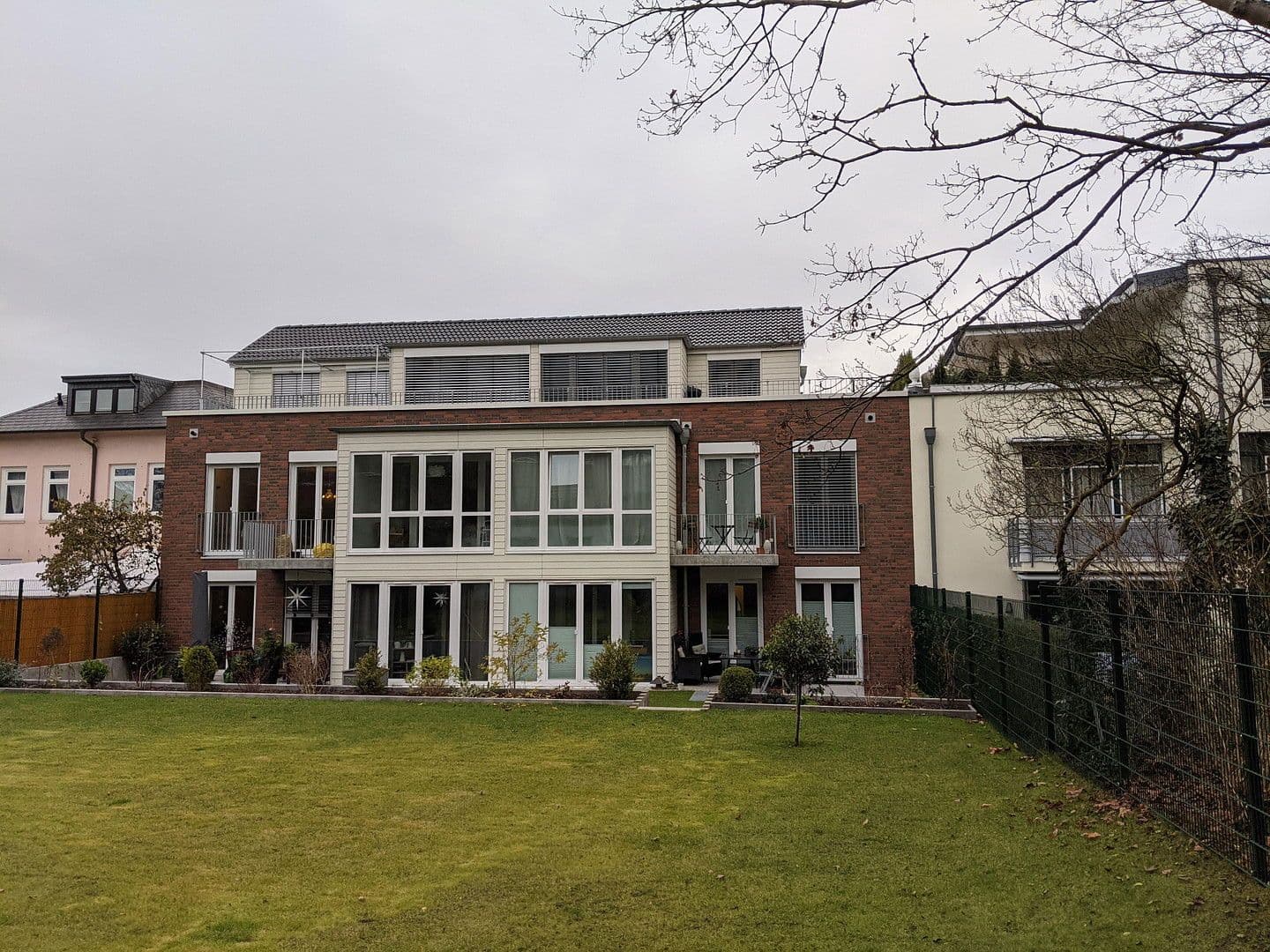 Prodej domu 911 m², pozemek 956 m², Hamburg, Hamburg Prodej domu 911 m², pozemek 956 m², Hamburg, Hamburg